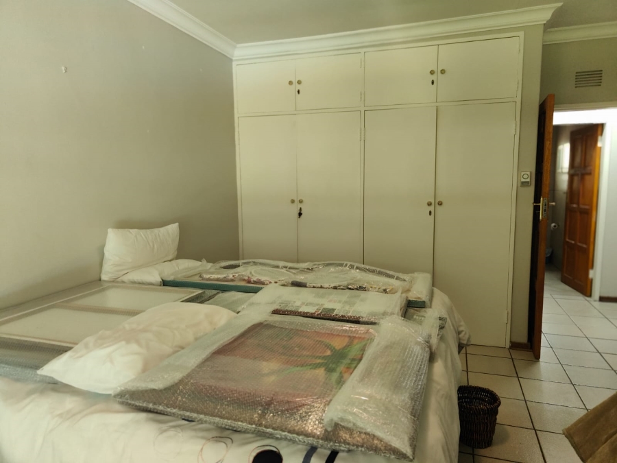 To Let 3 Bedroom Property for Rent in Glen Donald A H Gauteng