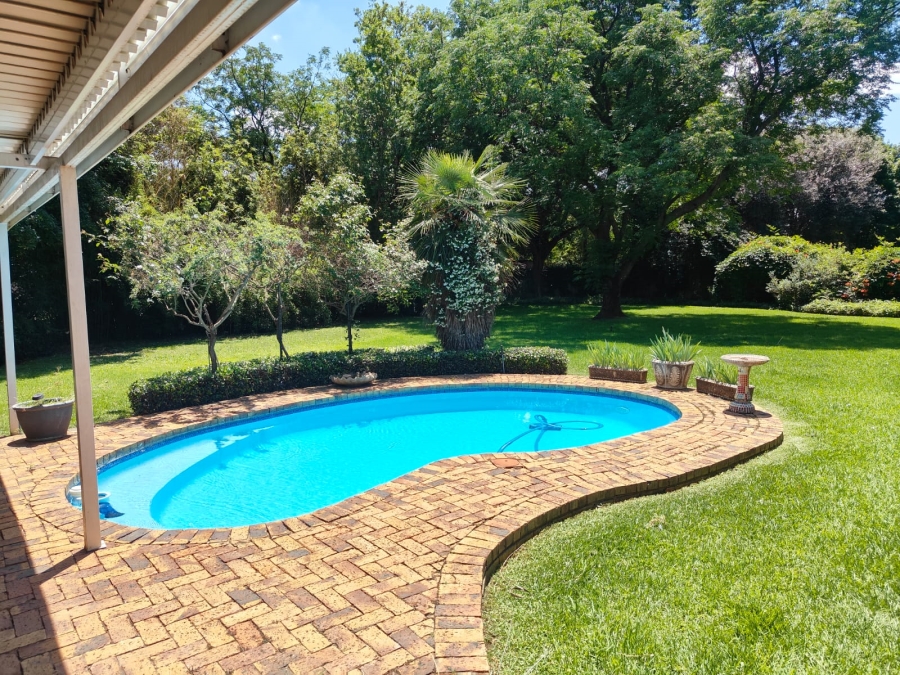 To Let 3 Bedroom Property for Rent in Glen Donald A H Gauteng