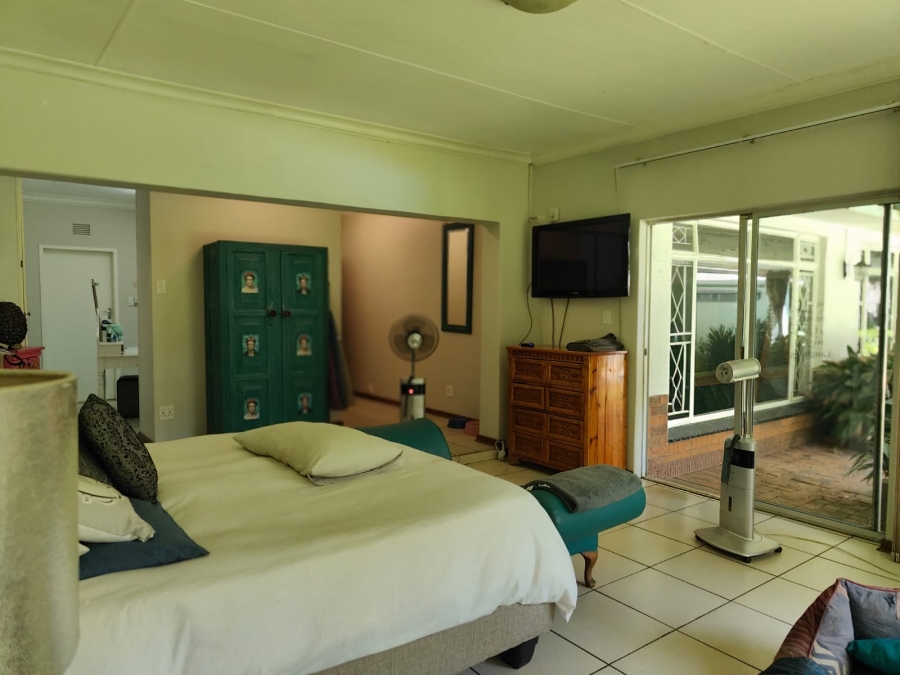 To Let 3 Bedroom Property for Rent in Glen Donald A H Gauteng