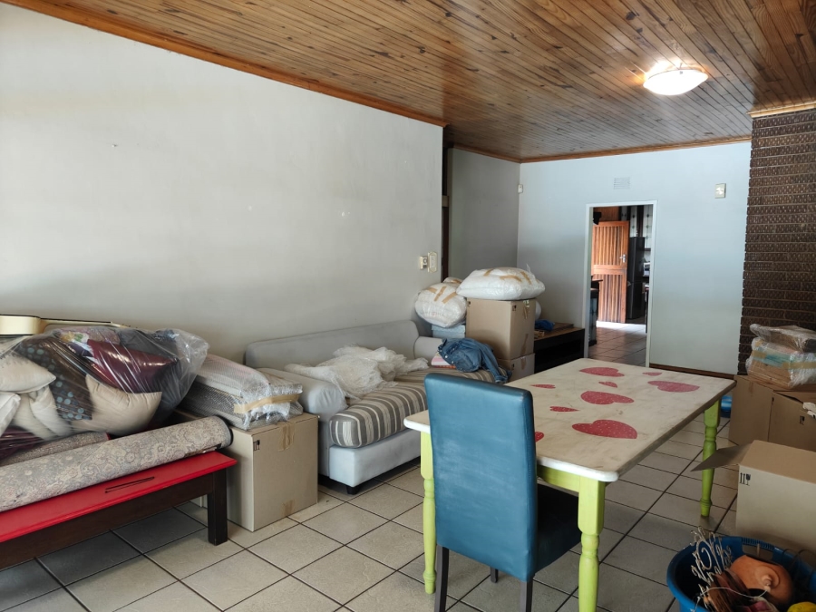 To Let 3 Bedroom Property for Rent in Glen Donald A H Gauteng