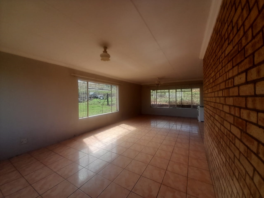 To Let 2 Bedroom Property for Rent in Helenarus Gauteng