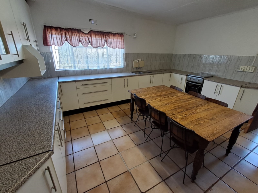 To Let 3 Bedroom Property for Rent in Three Rivers East Gauteng
