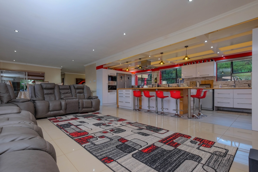 4 Bedroom Property for Sale in Rangeview Gauteng