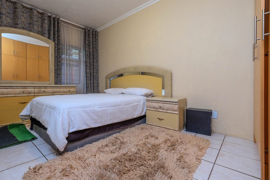 4 Bedroom Property for Sale in Rangeview Gauteng