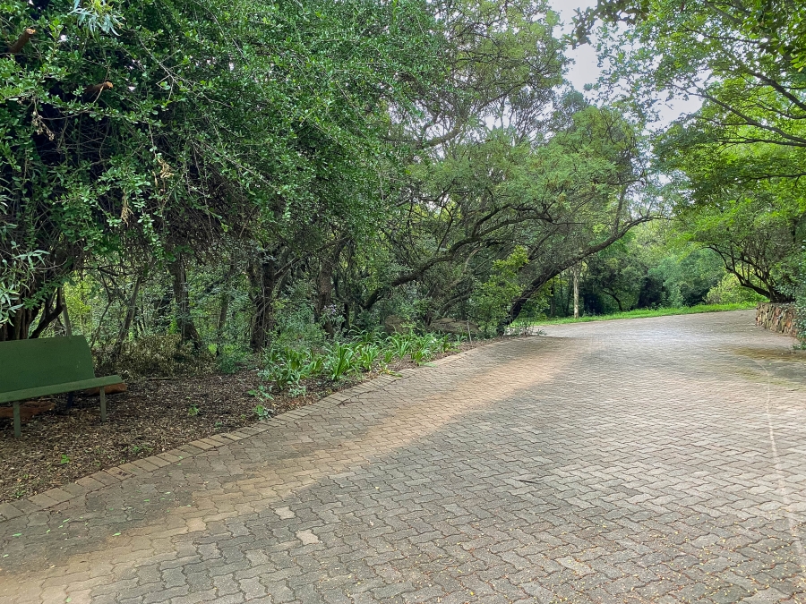 To Let 4 Bedroom Property for Rent in Zwavelpoort Gauteng