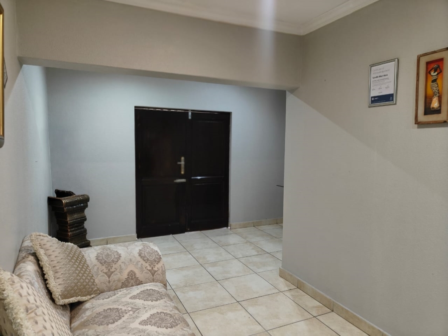 To Let 3 Bedroom Property for Rent in Three Rivers East Gauteng