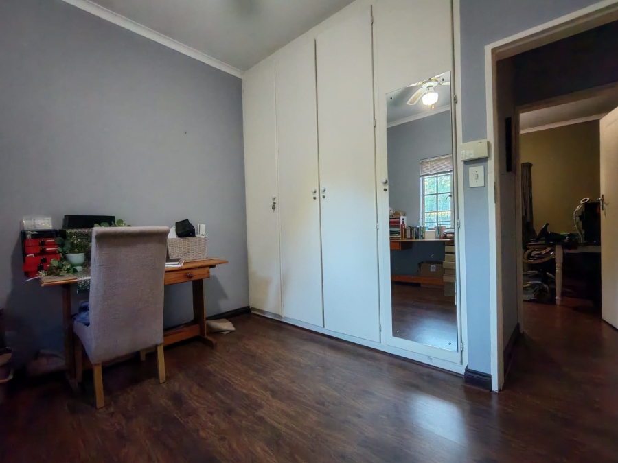 3 Bedroom Property for Sale in Three Rivers Proper Gauteng