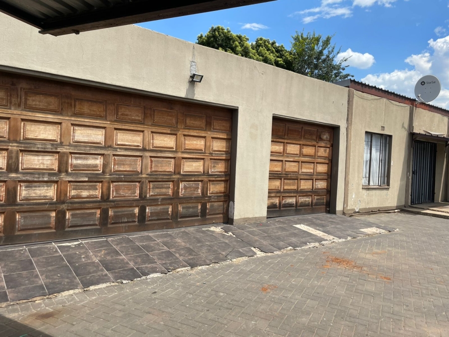 To Let 4 Bedroom Property for Rent in Vanderbijlpark SE 1 Gauteng