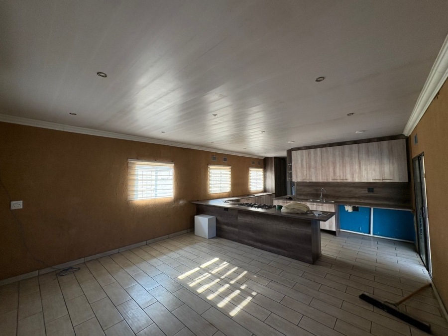 To Let 4 Bedroom Property for Rent in Vanderbijlpark SE 1 Gauteng