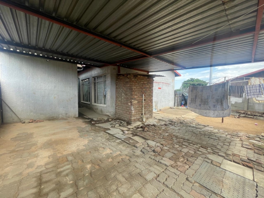 4 Bedroom Property for Sale in Reigerpark Gauteng