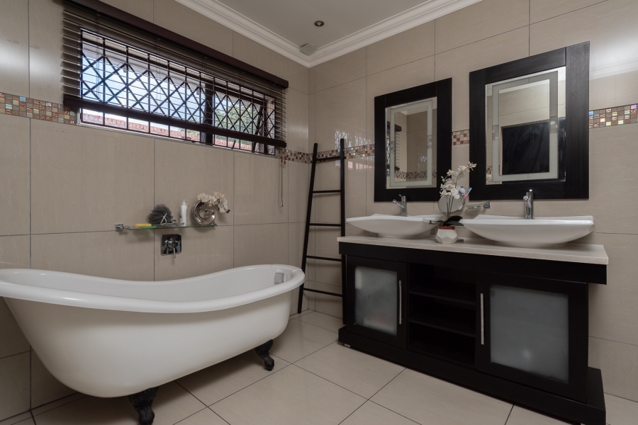 3 Bedroom Property for Sale in Marlboro Gardens Gauteng