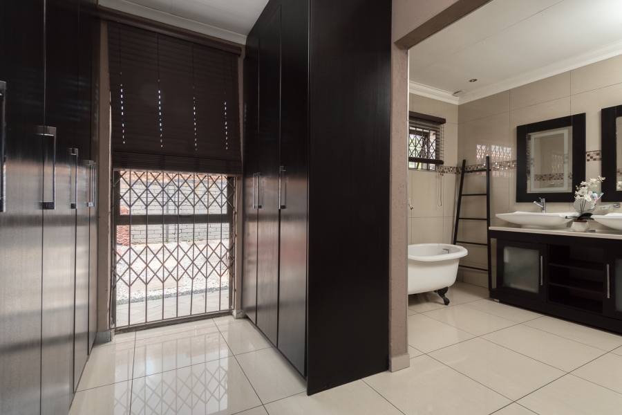 3 Bedroom Property for Sale in Marlboro Gardens Gauteng