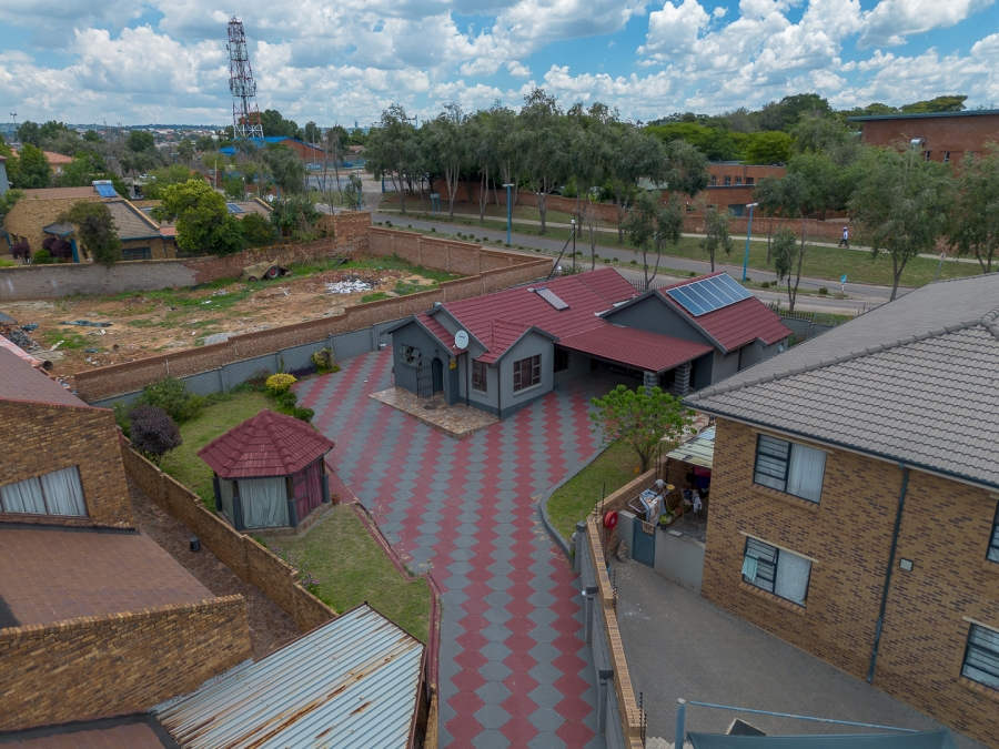 3 Bedroom Property for Sale in Marlboro Gardens Gauteng