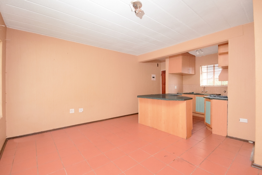 To Let 2 Bedroom Property for Rent in Horison Gauteng