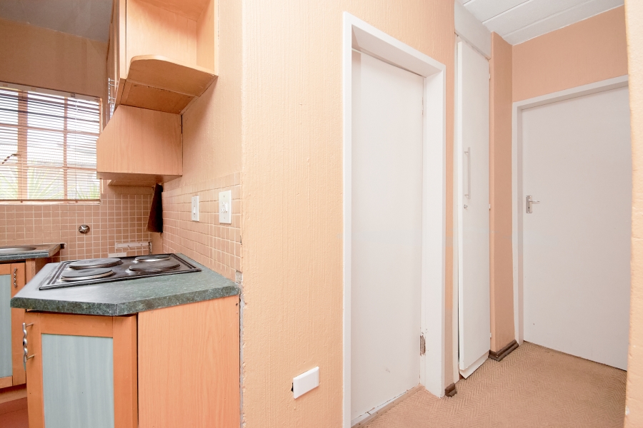 To Let 2 Bedroom Property for Rent in Horison Gauteng