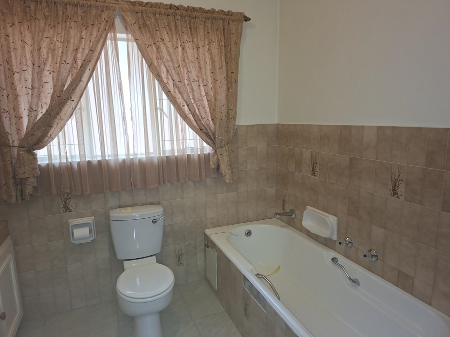3 Bedroom Property for Sale in Magalieskruin Gauteng