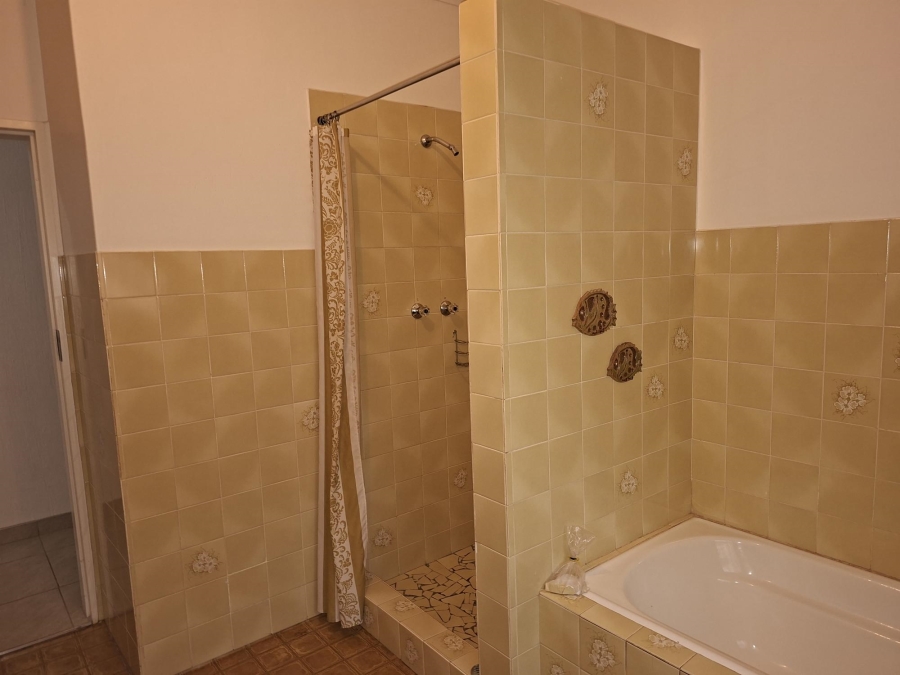 3 Bedroom Property for Sale in Magalieskruin Gauteng