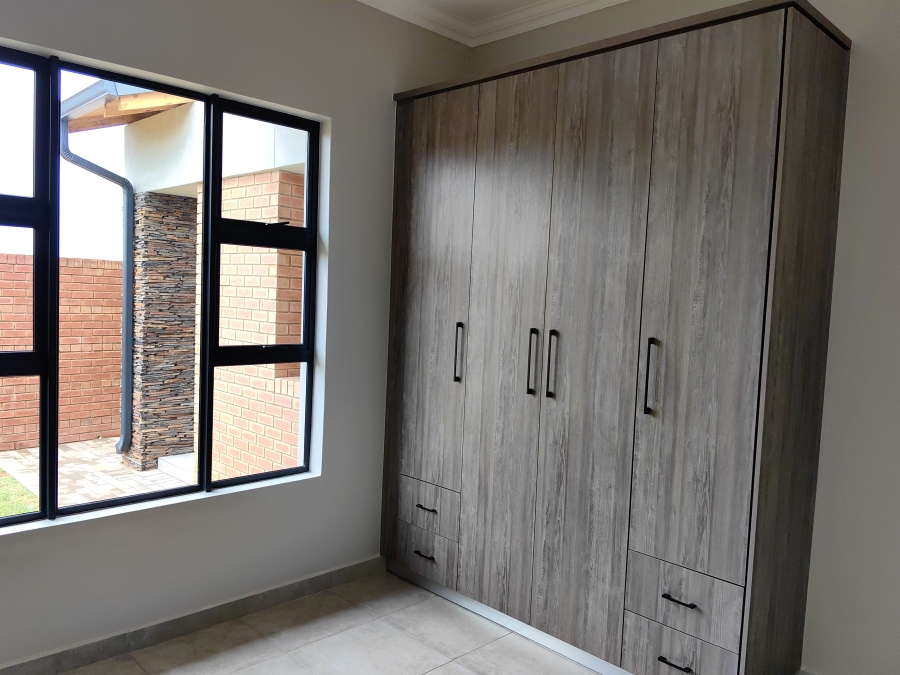 To Let 3 Bedroom Property for Rent in Six Fountains Residential Estate Gauteng