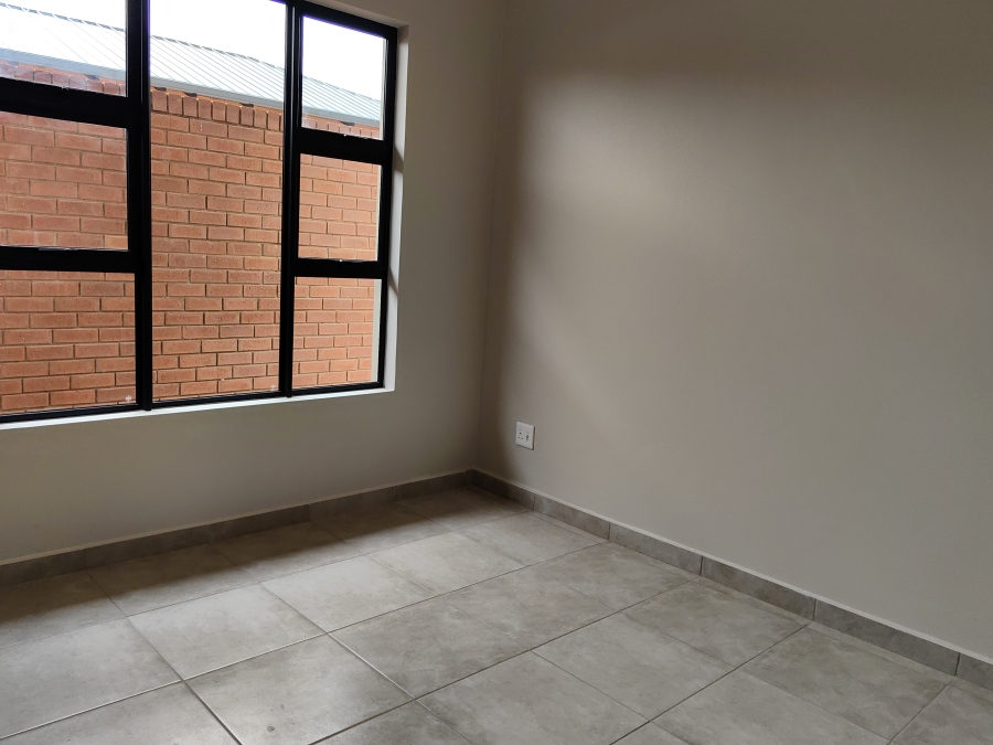 To Let 3 Bedroom Property for Rent in Six Fountains Residential Estate Gauteng