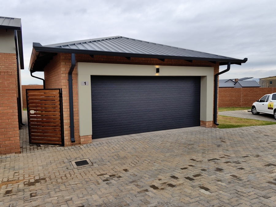 To Let 3 Bedroom Property for Rent in Six Fountains Residential Estate Gauteng