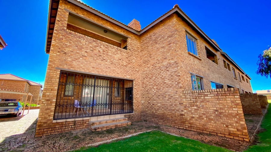 0 Bedroom Property for Sale in Krugersrus Gauteng