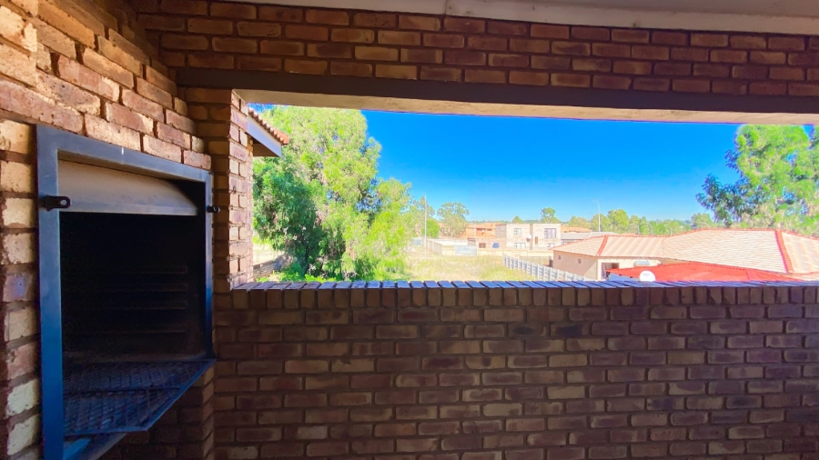 0 Bedroom Property for Sale in Krugersrus Gauteng