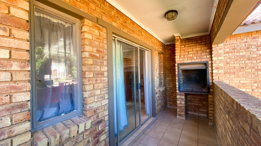 0 Bedroom Property for Sale in Krugersrus Gauteng