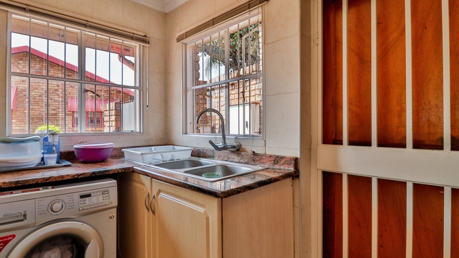 3 Bedroom Property for Sale in Newlands Gauteng