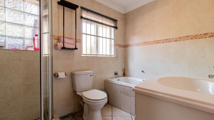 3 Bedroom Property for Sale in Newlands Gauteng