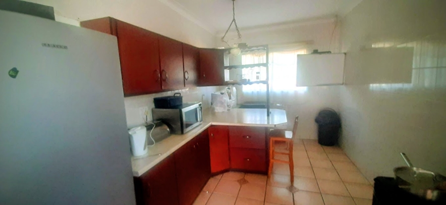 5 Bedroom Property for Sale in Birchleigh Gauteng