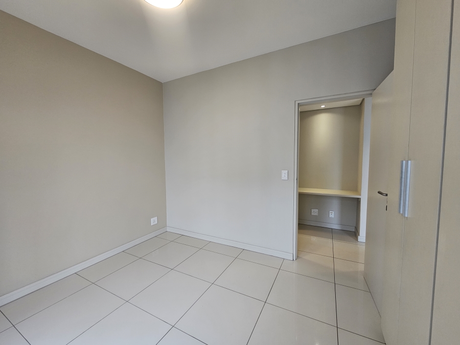 To Let 2 Bedroom Property for Rent in Rosebank Gauteng