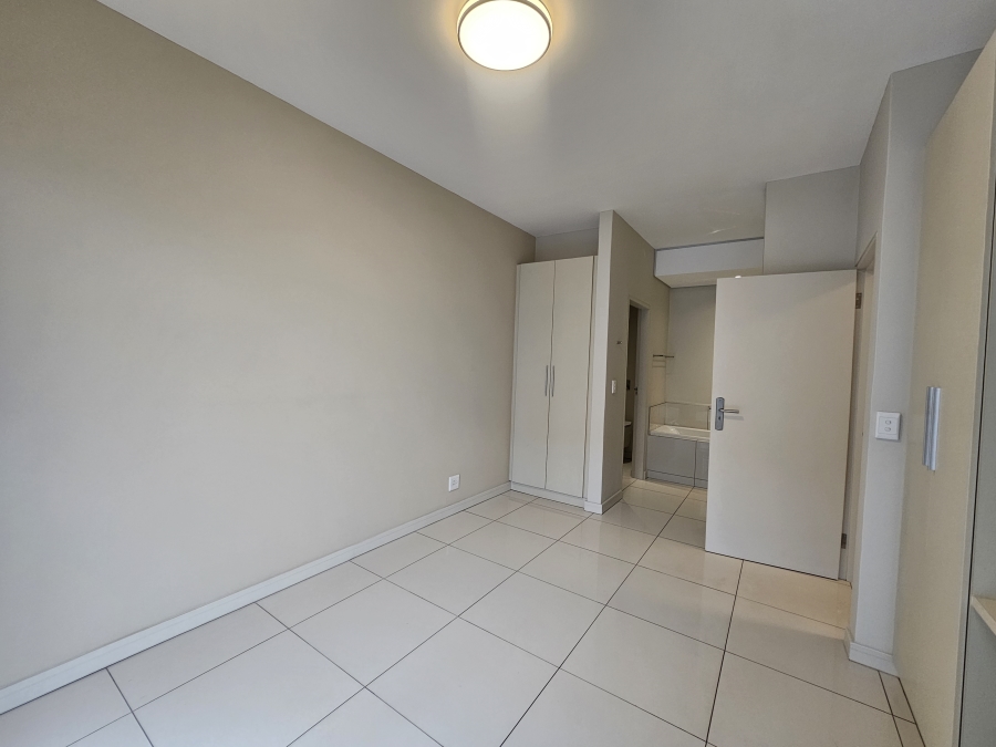 To Let 2 Bedroom Property for Rent in Rosebank Gauteng