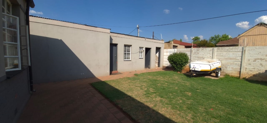 5 Bedroom Property for Sale in Brakpan Central Gauteng