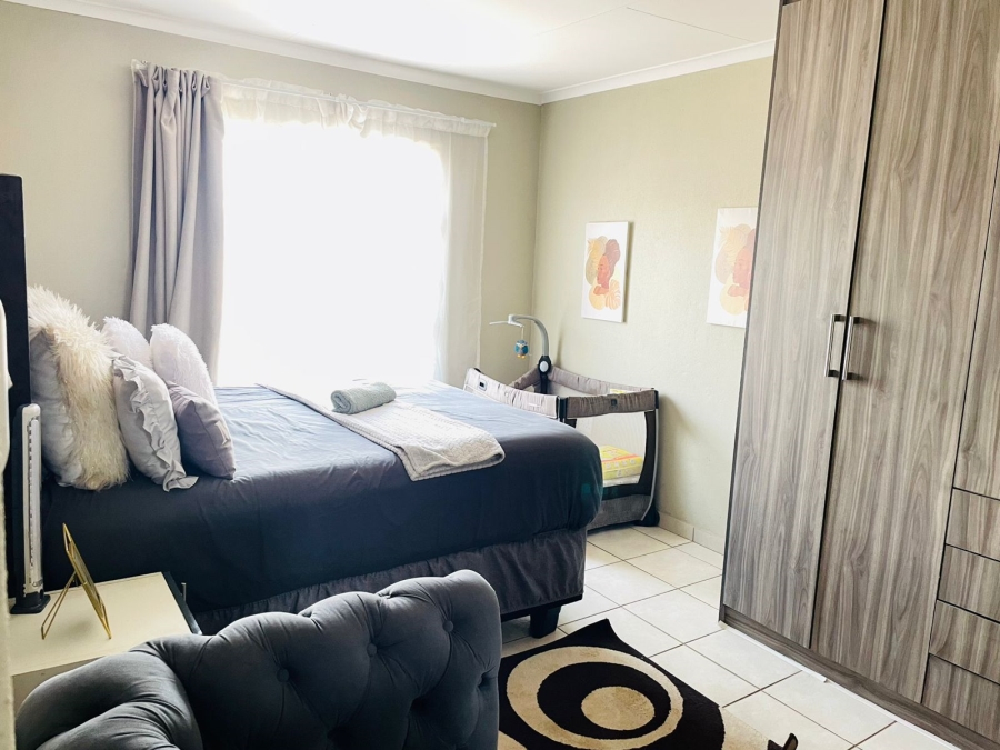 3 Bedroom Property for Sale in Kirkney Gauteng