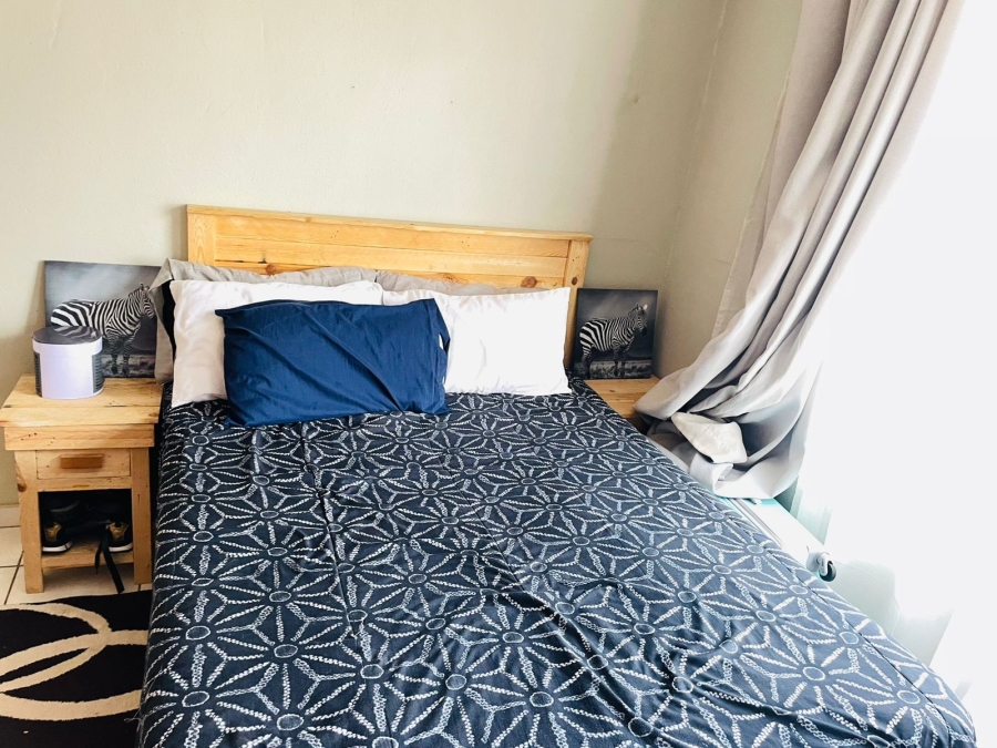 3 Bedroom Property for Sale in Kirkney Gauteng