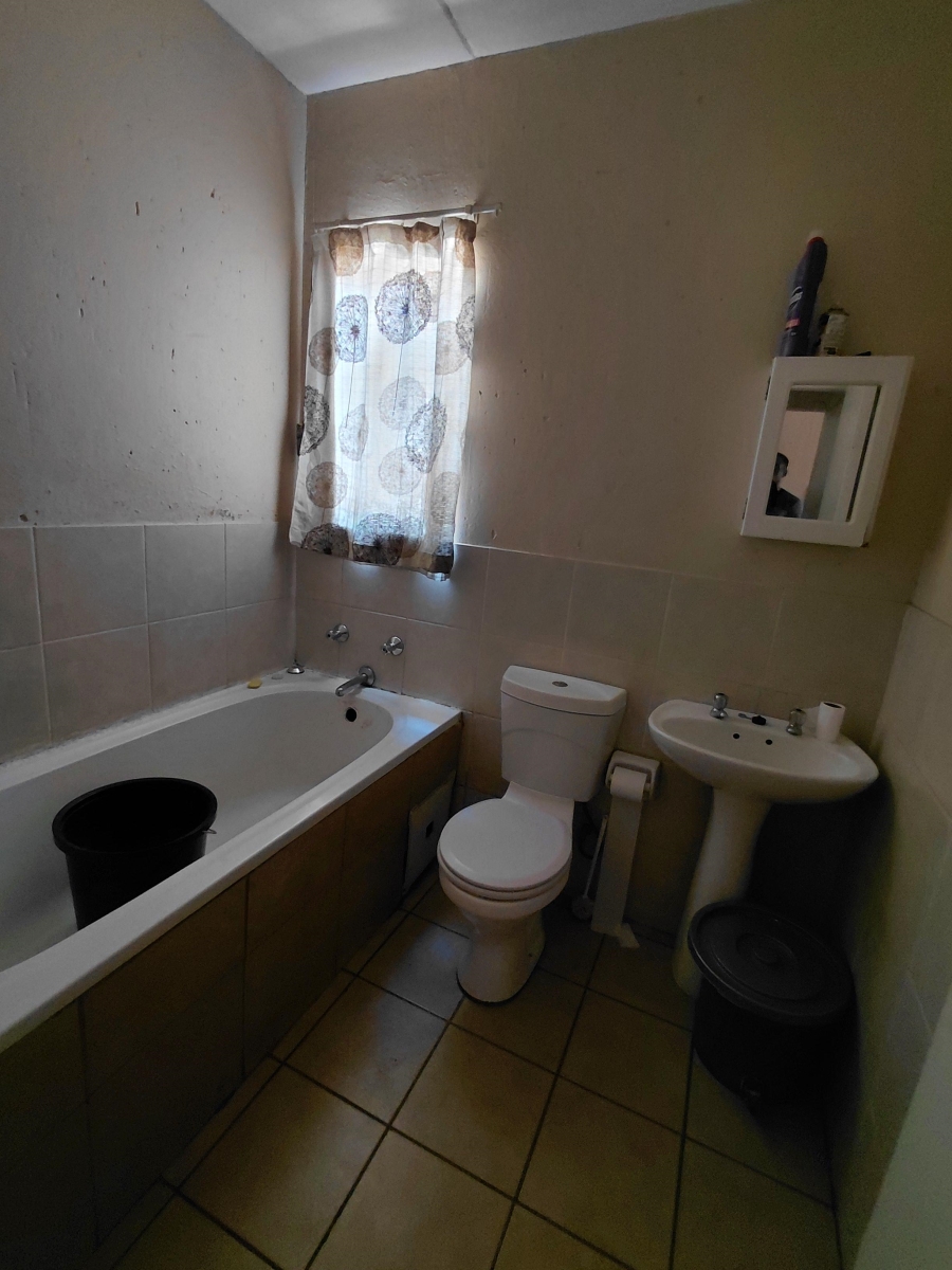 3 Bedroom Property for Sale in Comet Gauteng