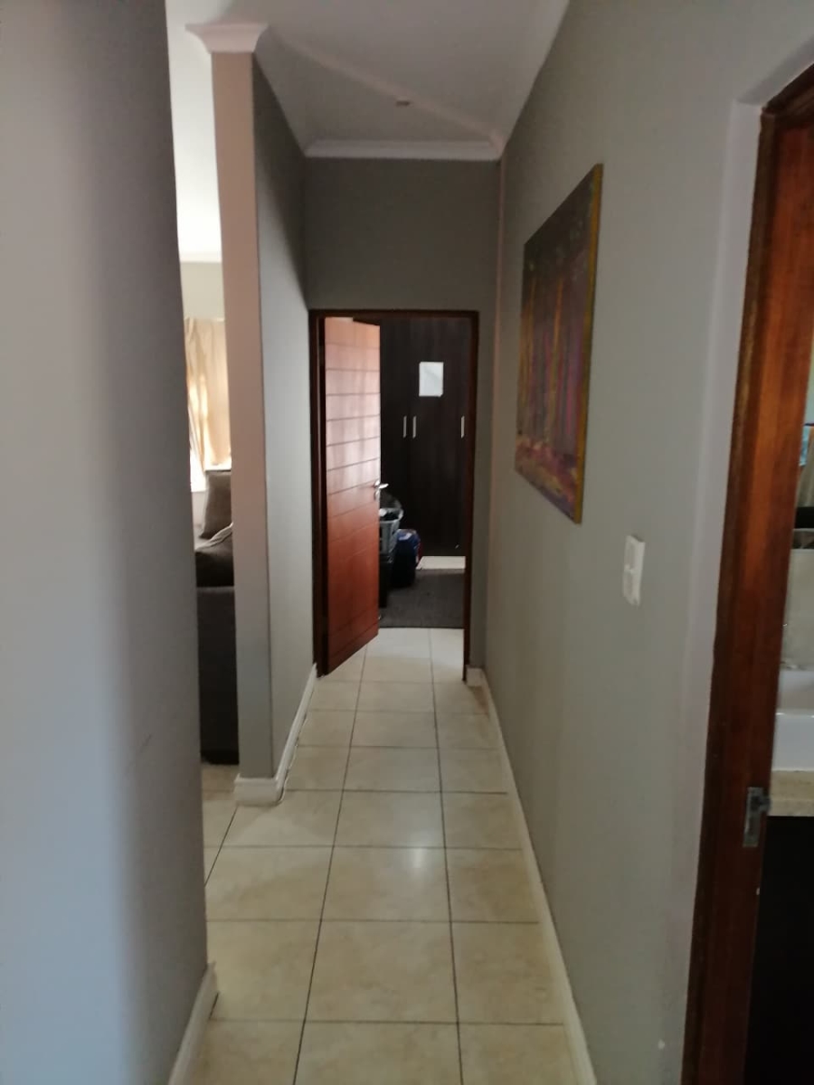 2 Bedroom Property for Sale in Pretorius Park Gauteng
