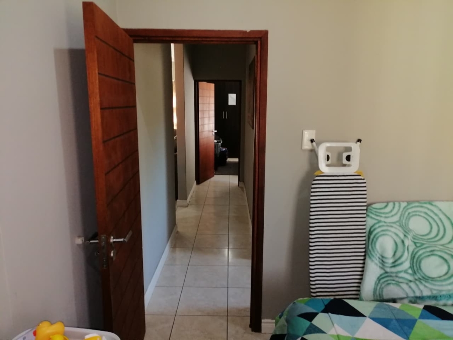 2 Bedroom Property for Sale in Pretorius Park Gauteng