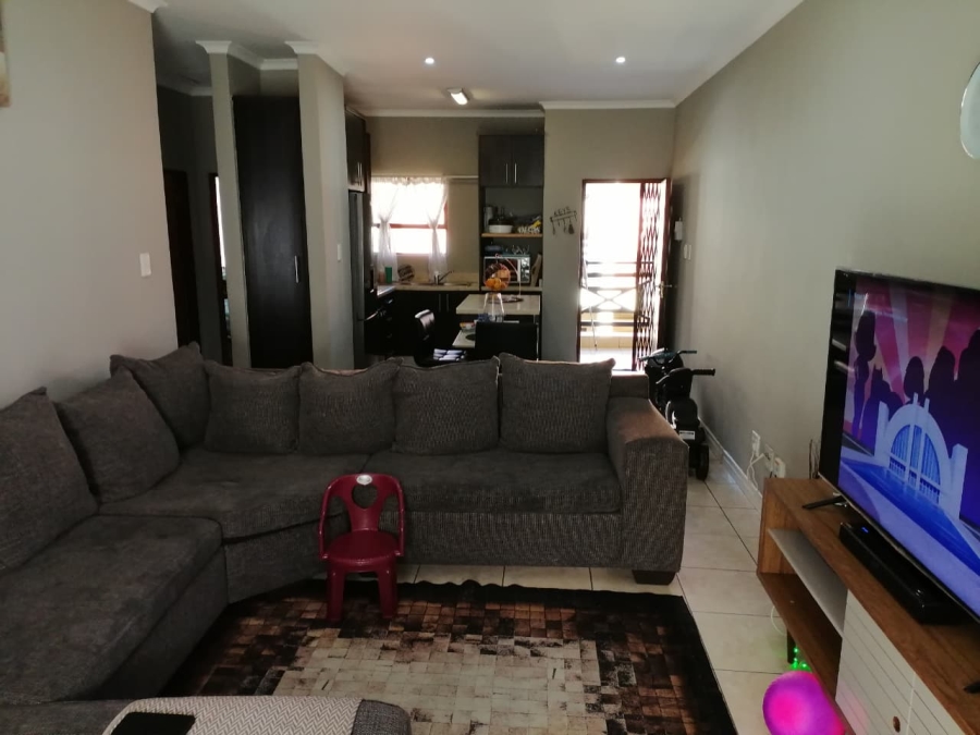2 Bedroom Property for Sale in Pretorius Park Gauteng