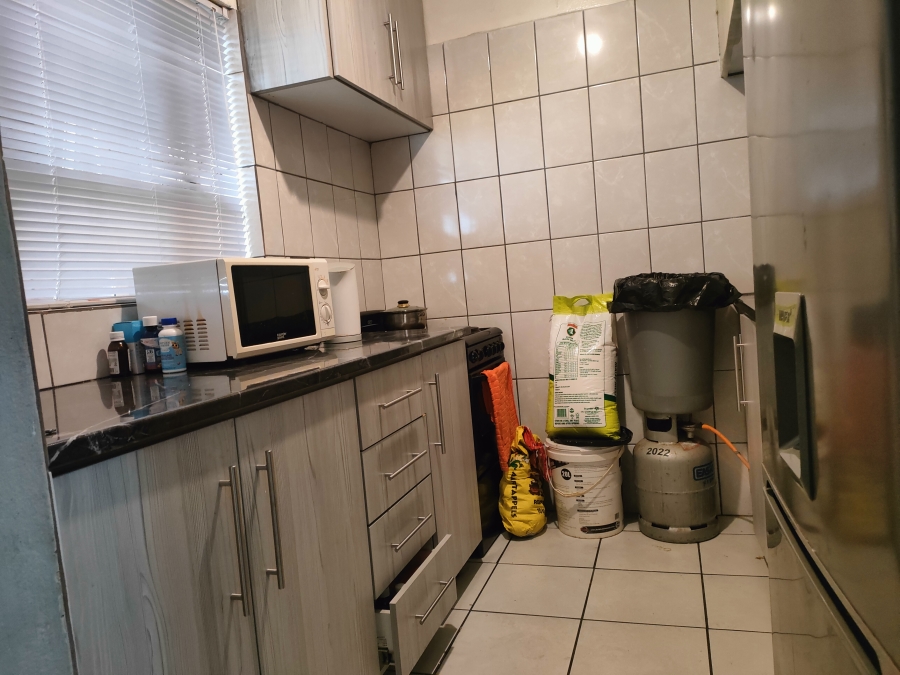 2 Bedroom Property for Sale in Silverton Gauteng