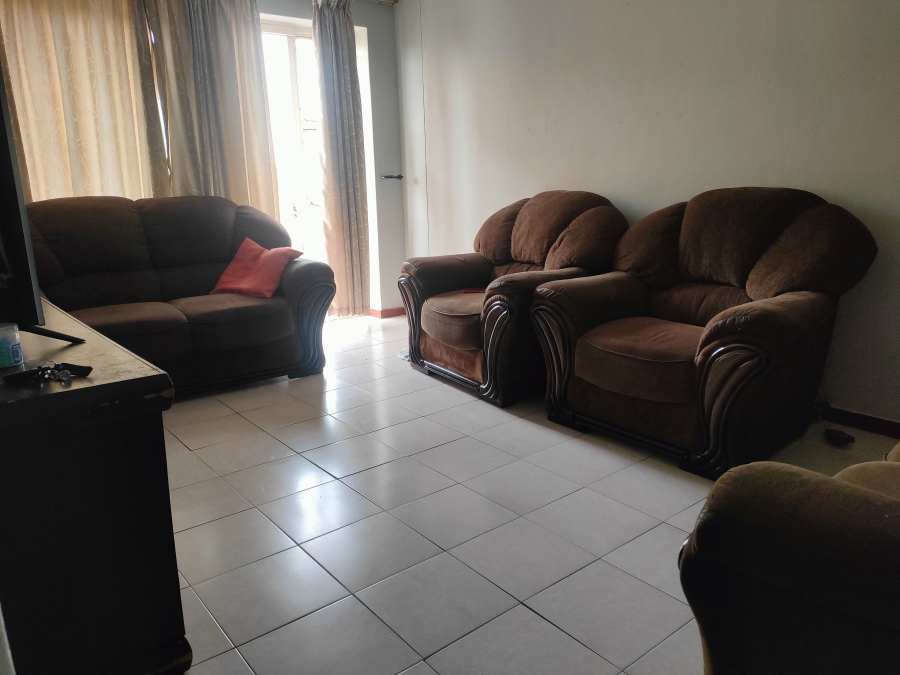 2 Bedroom Property for Sale in Silverton Gauteng