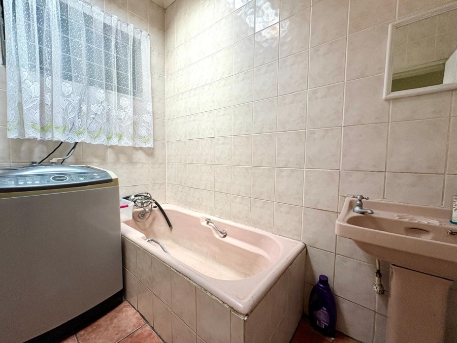 4 Bedroom Property for Sale in Brakpan Central Gauteng