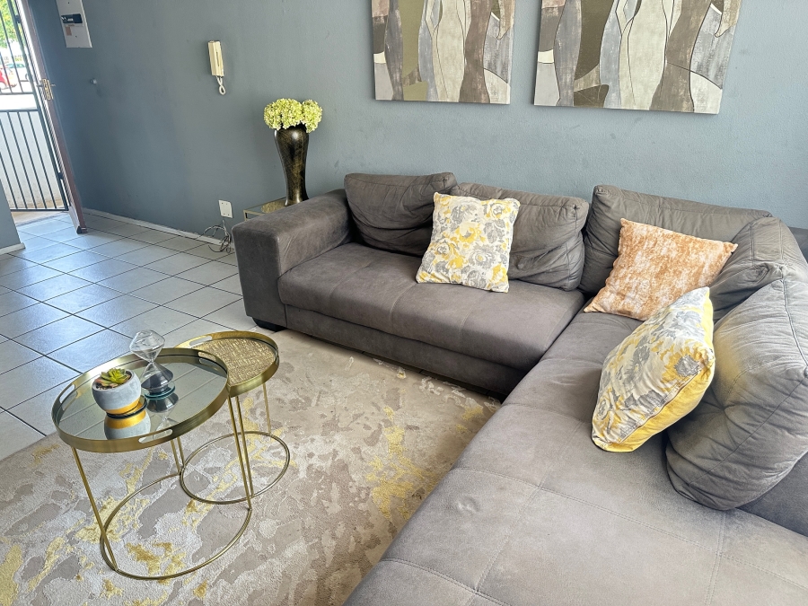 2 Bedroom Property for Sale in Groenkloof Gauteng