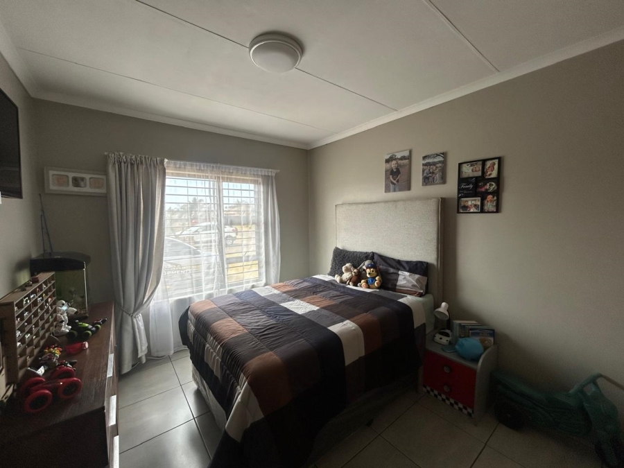 3 Bedroom Property for Sale in Kenleaf Gauteng