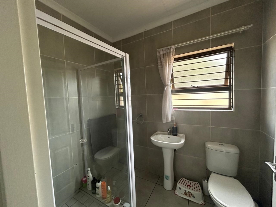 3 Bedroom Property for Sale in Kenleaf Gauteng