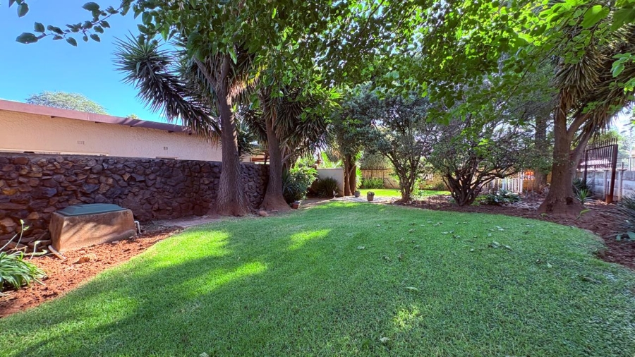 3 Bedroom Property for Sale in Kenleaf Gauteng