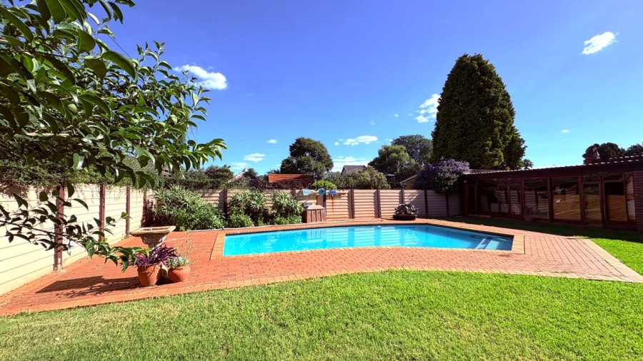 3 Bedroom Property for Sale in Kenleaf Gauteng