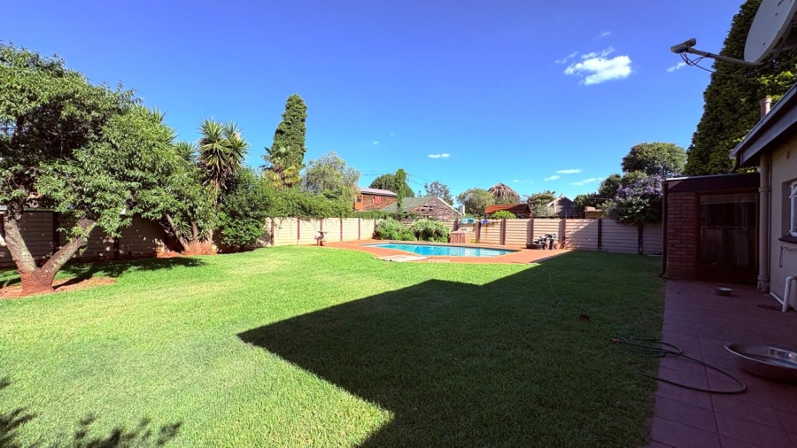 3 Bedroom Property for Sale in Kenleaf Gauteng