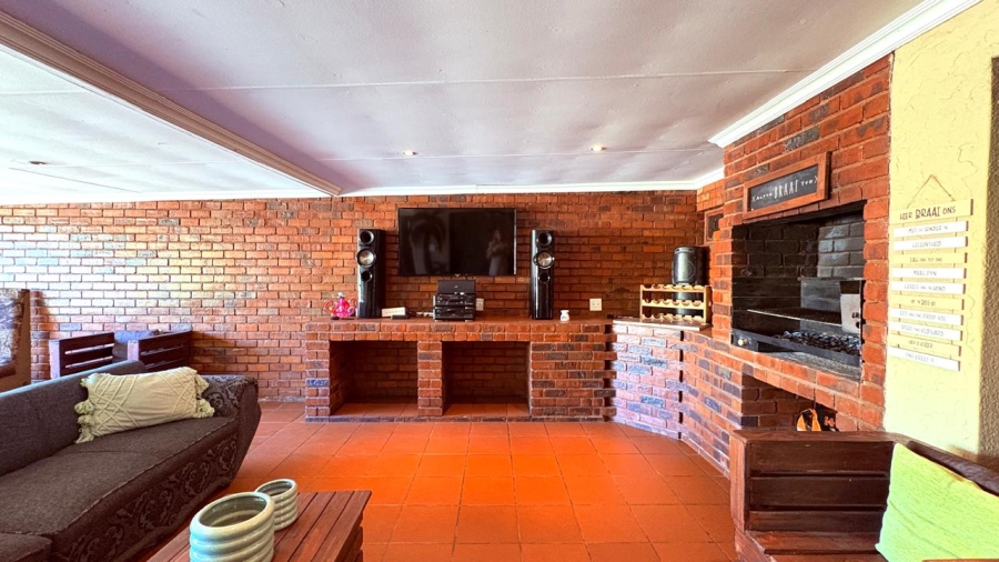 3 Bedroom Property for Sale in Kenleaf Gauteng