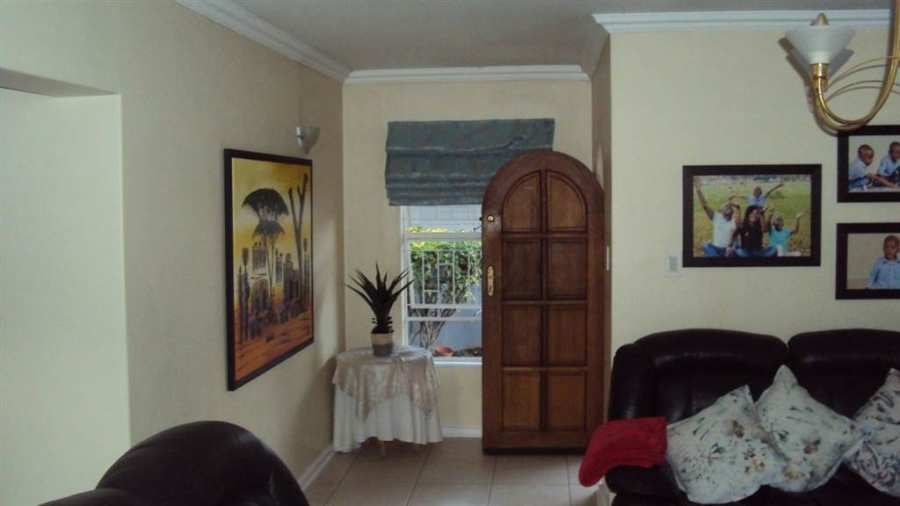 To Let 3 Bedroom Property for Rent in Aston Manor Gauteng